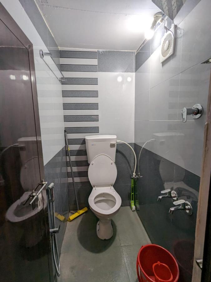 Budget Home Kochi Zewnętrze zdjęcie