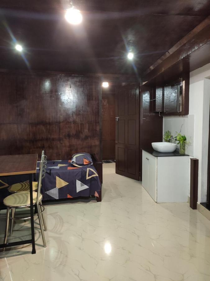 Budget Home Kochi Zewnętrze zdjęcie