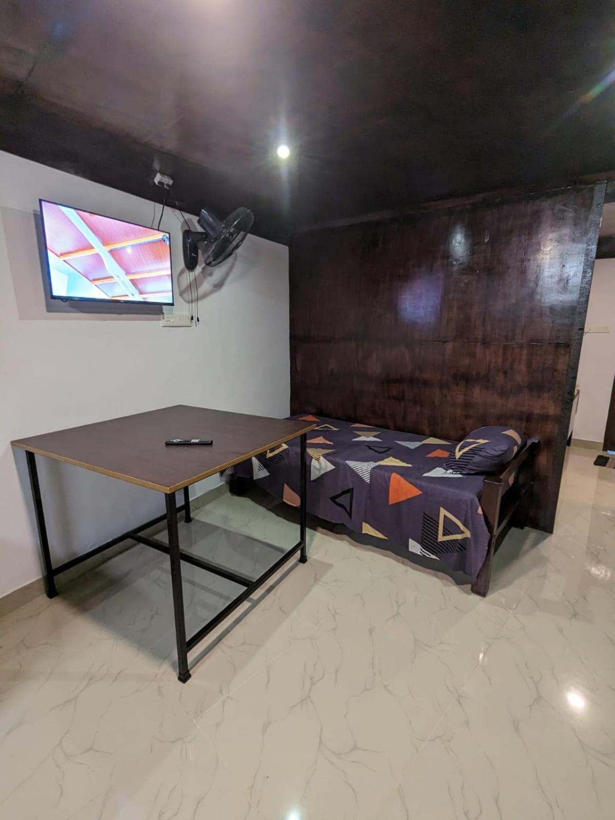 Budget Home Kochi Zewnętrze zdjęcie